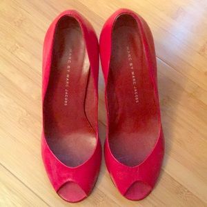 Marc by Marc Jacobs Peep-toe Leather Pumps